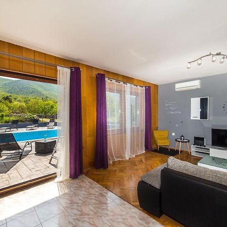 Holiday Home Villa Marija Radosic  エクステリア 写真