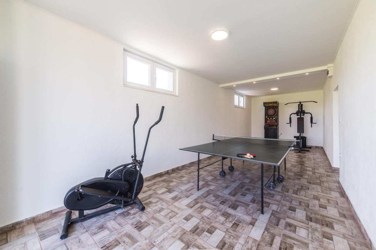 Holiday Home Villa Marija Radosic  エクステリア 写真