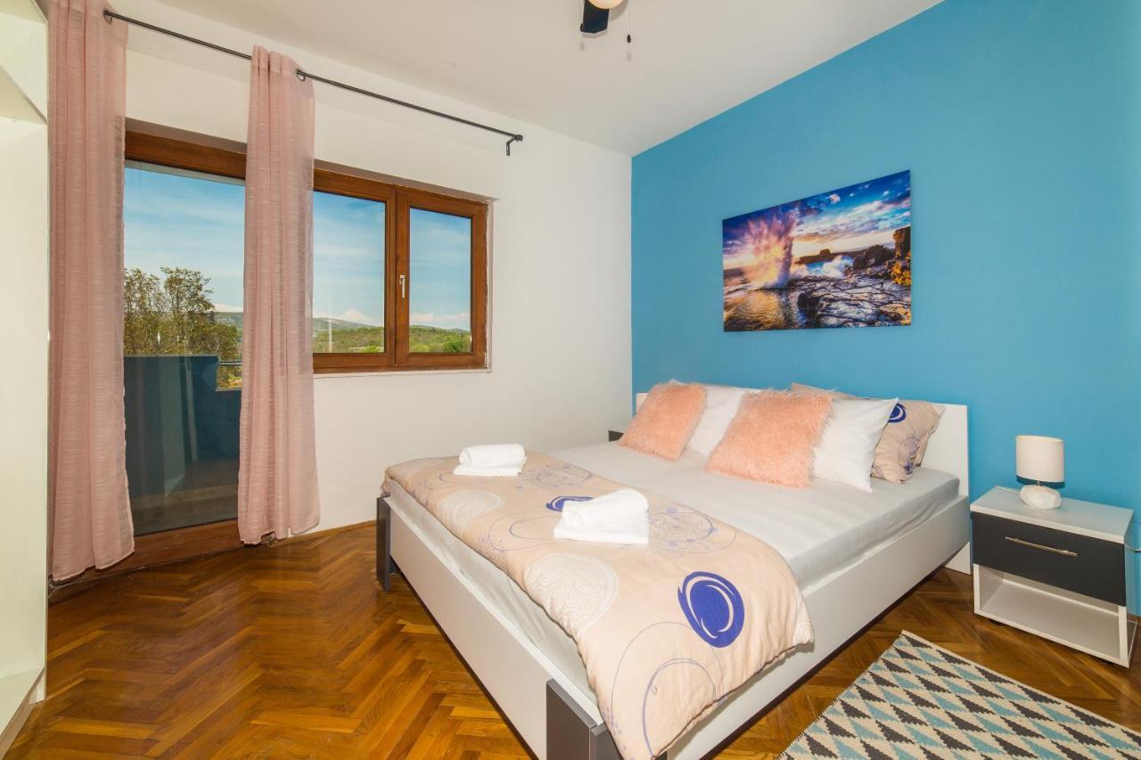 Holiday Home Villa Marija Radosic  エクステリア 写真