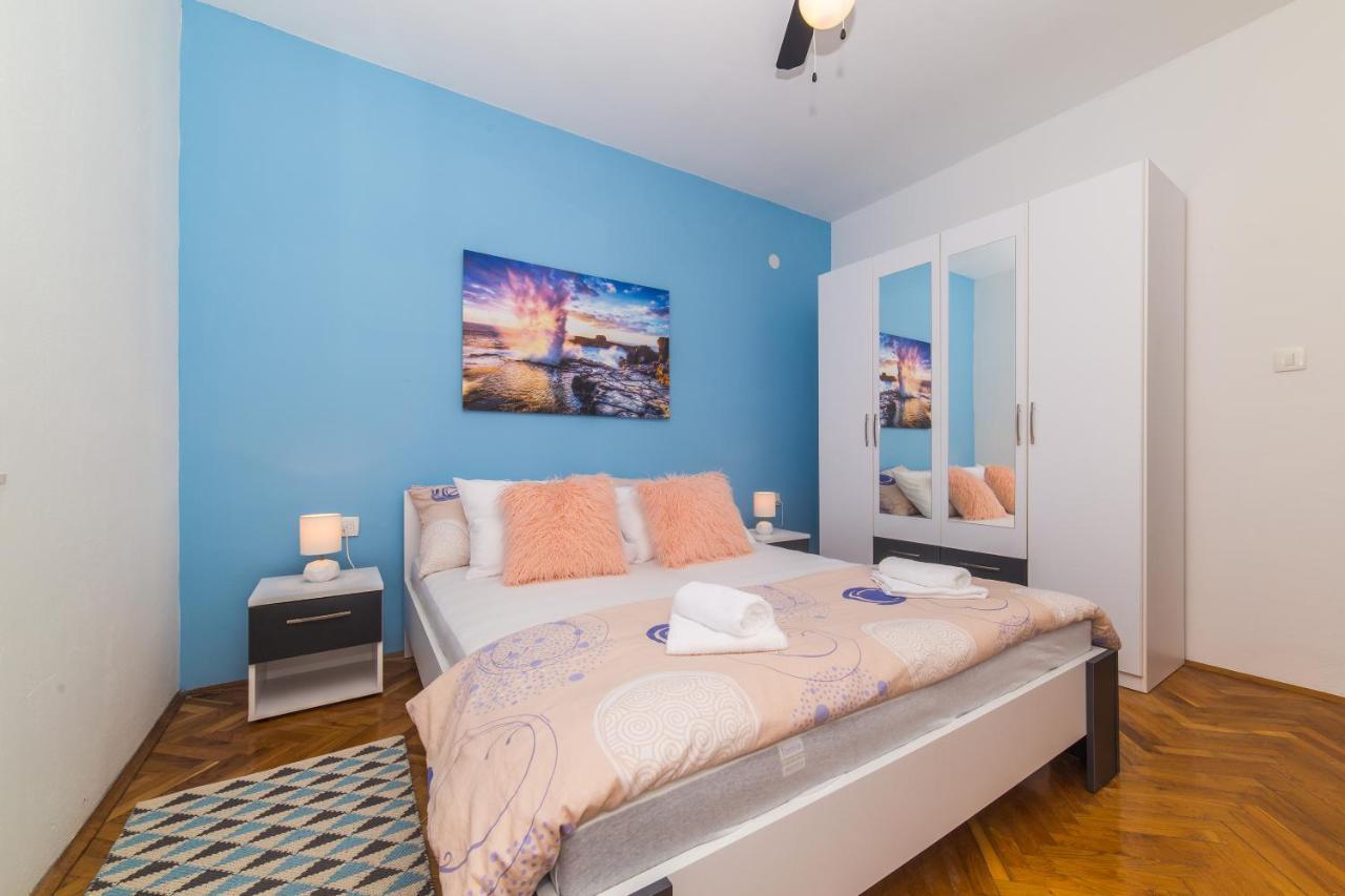 Holiday Home Villa Marija Radosic  エクステリア 写真